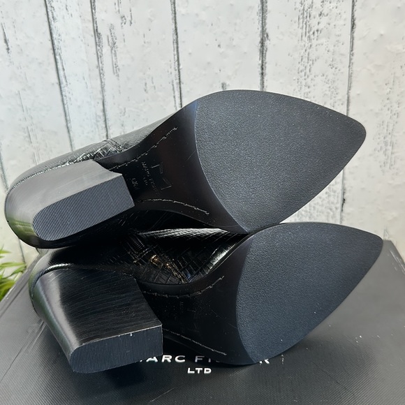 Marc Fisher LTD Mariel 2 Pointed Toe Heeled Croc Embossed Western Bootie… - Picture 12 of 13